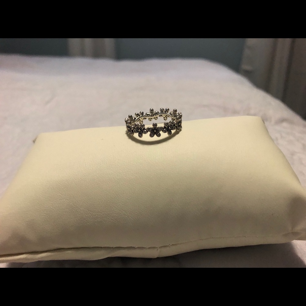 Pandora Flower Ring